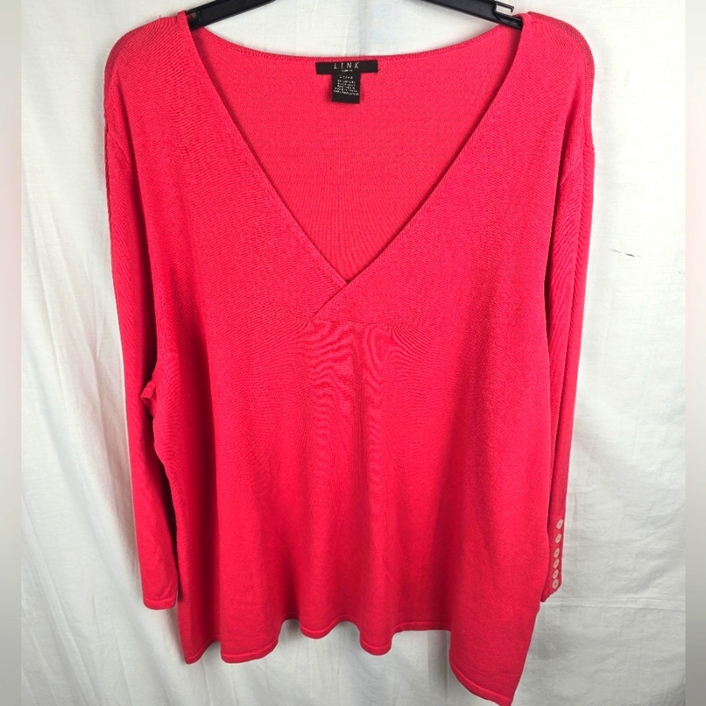 Link Woman's Peach Long Sleeve Vneck W/button Detail Sz 22-24